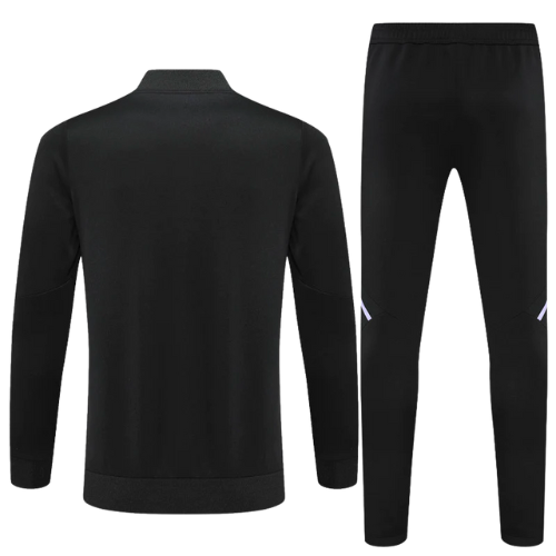 KIT CHAQUETA NEGRA + CHÁNDAL REAL MADRID 2022