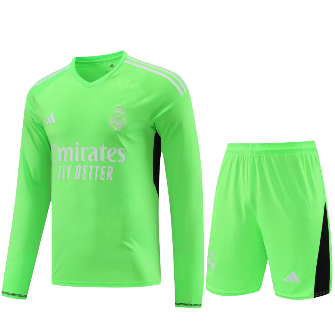 KIT DE FORMACIÓN REAL MADRID 2024/25 MANGAS LARGAS