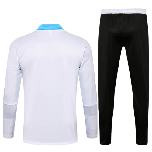 KIT CHAQUETA CON CREMALLERA BLANCA Y AZUL + CHÁNDAL REAL MADRID 2021