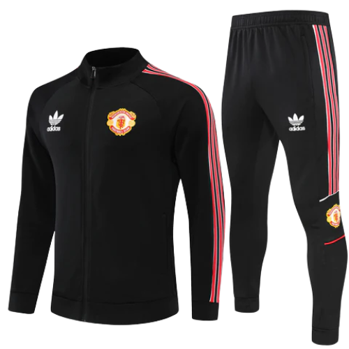 KIT CHAQUETA NEGRA + CHÁNDAL MANCHESTER UNITED 2022/23