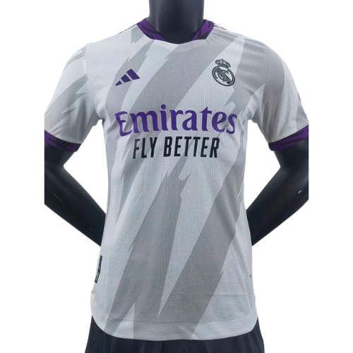 MAILLOT VERSIÓN ENTRENAMIENTO REAL MADRID 2022/23