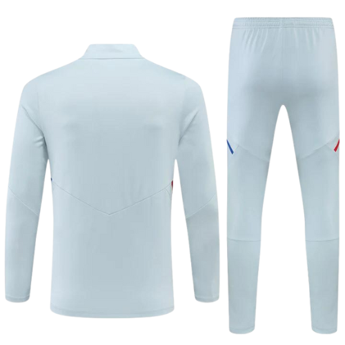 KIT CHAQUETA BLANCA + CHÁNDAL OLYMPIQUE LIONE 2022/23