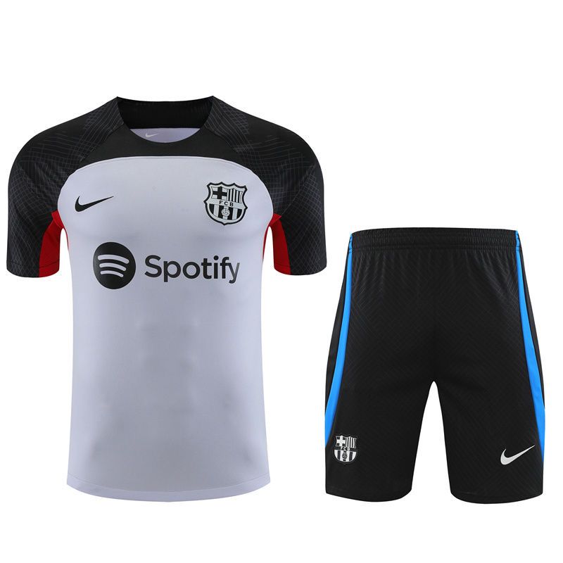 KIT DE FORMACIÓN BARCELONA 2024/25