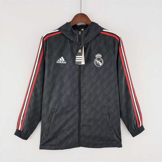 CHAQUETA CORTAVIENTO REAL MADRID 2022/23